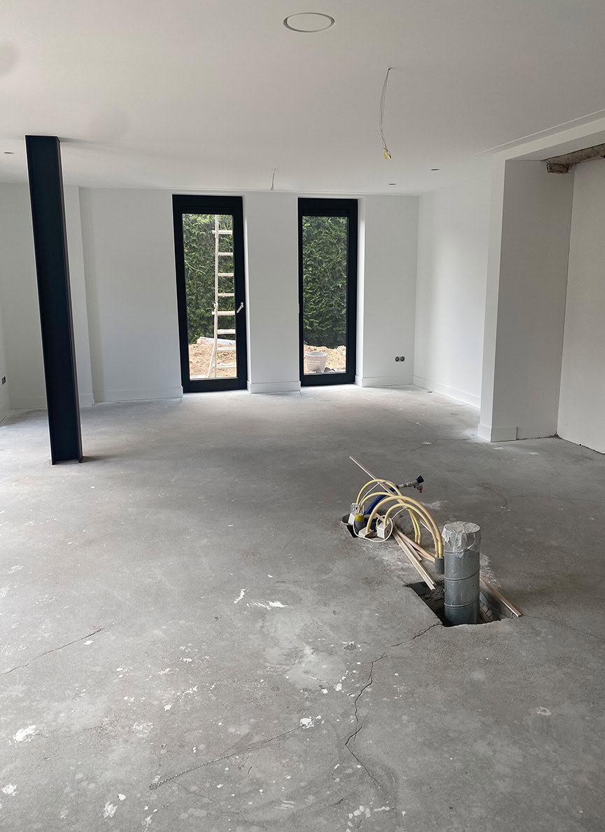 Foto 6 Opgeknapte Boederij Strak Gestuct Platte Plint Bosch Stucadoors Villa Afwerking Airless Matte Muurverf Nijmegen Kerkenbos Stucwerken | Bosch Stucadoors Nijmegen